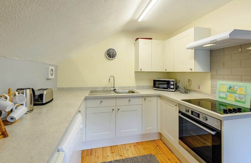 Westleigh Ski Chalet | Timber lodge set by the lake with one double and one twin.