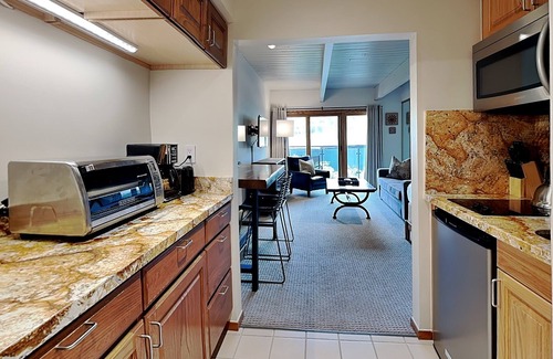 Snowmass Village Condo | 🌲Timberline 214 Studio Deluxe ~ Hot Tub~Pool~WiFi~Ski-in/out~Local Shuttle🌲