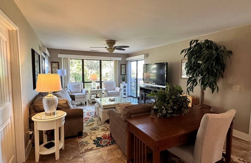 Palmetto Dunes Condo | Time to cool down with these falls savings.pick your beach stay today!