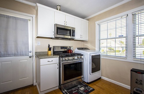 Walnut Valley House | Timeless Elegance + Prime Location