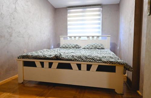 Uzice Apartment | Tina