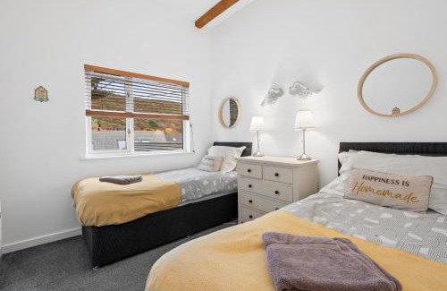 Porthtowan House | Tincroft Cottage - high end, luxury living near the beach