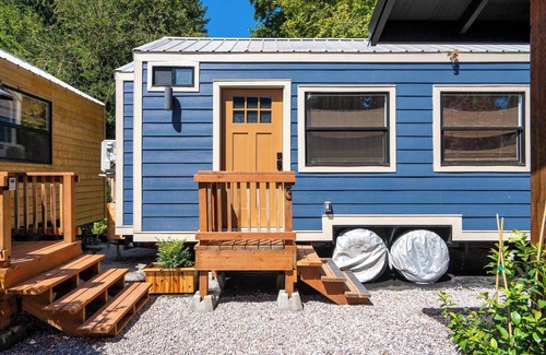 Hosford-Abernethy House | Tiny Aztec - Walk to Local Shops & Restaurants