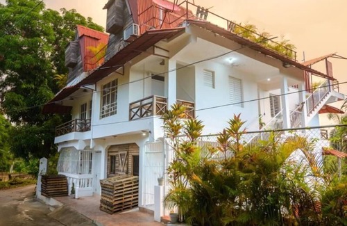 Samana Cabin | Tiny Coco Paradise - Casita Azul