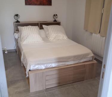Entraigues-sur-la-Sorgue Apartment | Tiny House T1