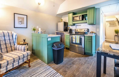 Madison House | "Tiny house" at Fairhaven