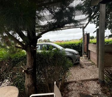 Colonia Chapadmalal House | Tiny House con parrilla y jardín cerca del mar