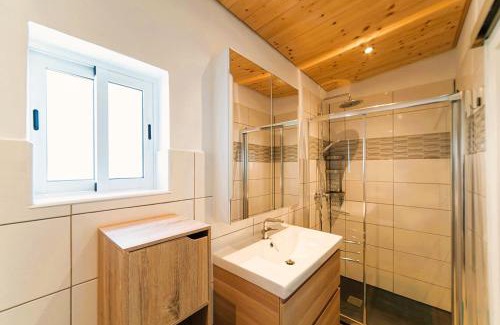 La Asomada Apartment | Tiny House MADORA - sea view - amazing garden - quiet location - Bodegas & hiking trails nearby