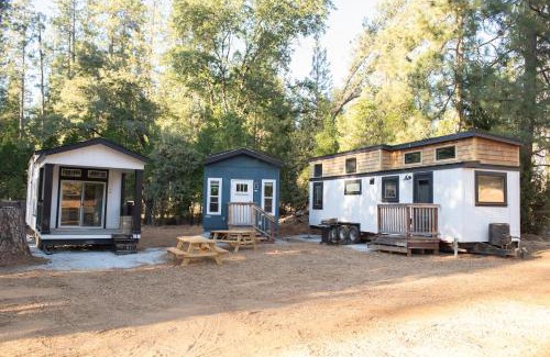 Groveland Resort | Tiny House Village Yosemite-Blanca