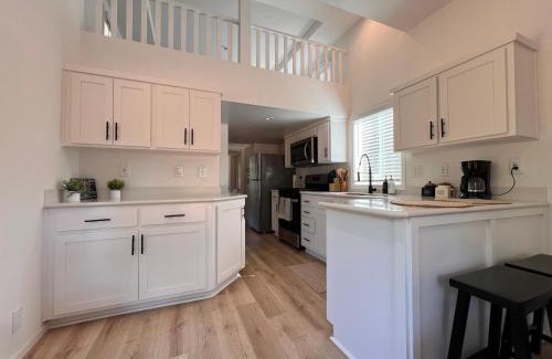 Groveland Resort | Tiny House Village Yosemite-Blanca