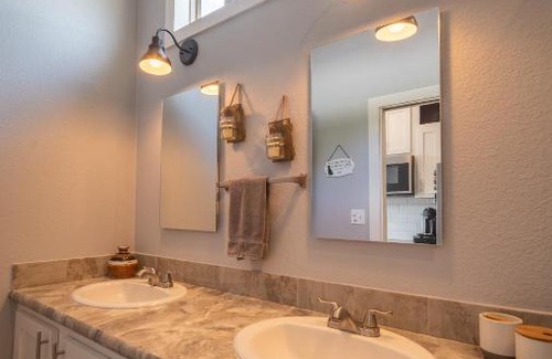 Austin Resort | Tiny Upscale Resort Home