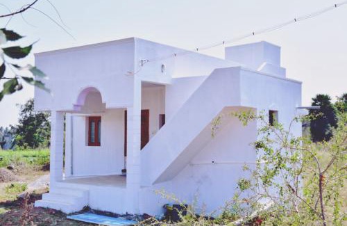 Tiruvannamalai House | Tiru Arunachala Retreat House
