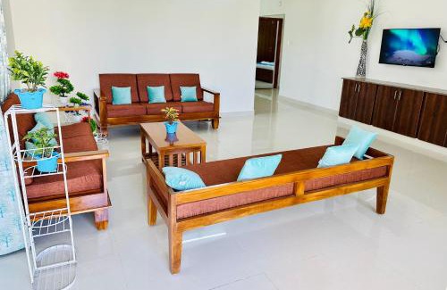 Tirupati Apartment | Tirupati Homestay-Free Break fast- Ragunatha Resorts - 3BHK AC Apartments - Flyover to Alipiri gate - WiFi - Android TV - - Easy access to visit all Temples