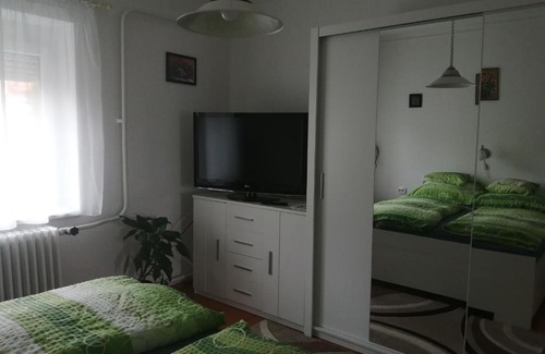 Heviz Apartment | Tislerics Apartman