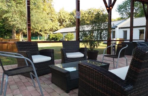 Tiszaliget Bed & Breakfast | Tiszaliget Apartman és Szálló