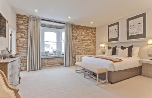 Cockermouth Bed & Breakfast | Tithe Barn - Self Check In Hotel