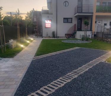 Bukfurdo House | Titi Boutique Apartmanok