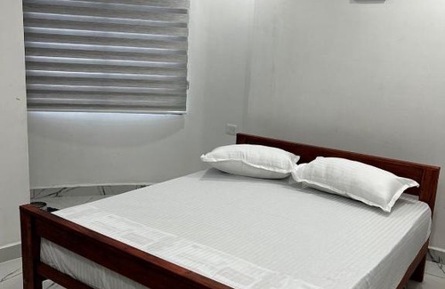 Kanjirappally Hotel | TMK Residency