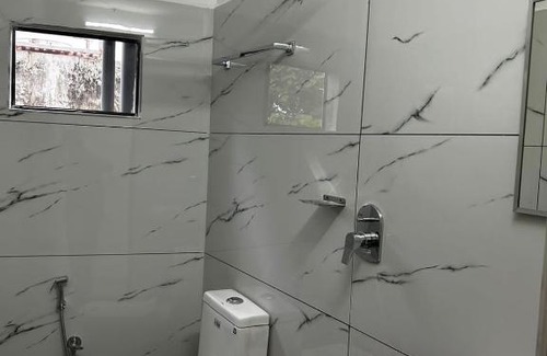 Kanjirappally Hotel | TMK Residency
