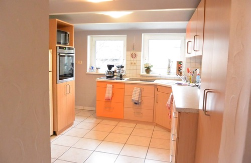 Mistelgau House | To Bayreuth only 9 km, family friendly, living area 220 m2, free parking, air conditioning, terrace