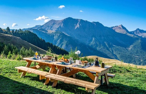 Orcieres Ski Chalet | To complete