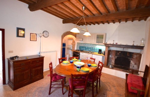 Montescudaio House | To feel good: quiet panoramic location with pool for 7 people