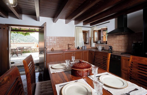 Nafpaktos Apartment | To spiti sto castro