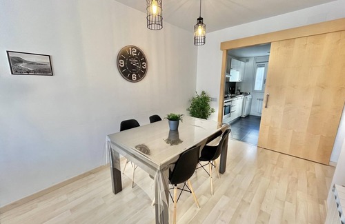 Roses Town Center Apartment | TOA. Roses center with private parking