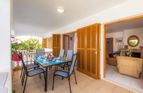 Colonia Sant Jordi Apartment | Tobalu