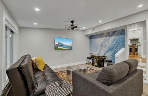 New Braunfels House | Tolle Haus: W/Pool & Firepit-Walk to Schlitterbahn, Comal Chutes & Downtown!