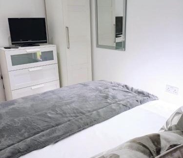Newcastle Apartment | Tollymore Lodge