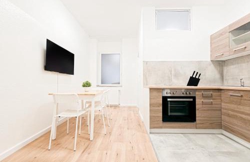Krefeld Apartment | Tolstov Apartments - 1 Room Apartment - Citycenter - 25 Min to Messe DUS