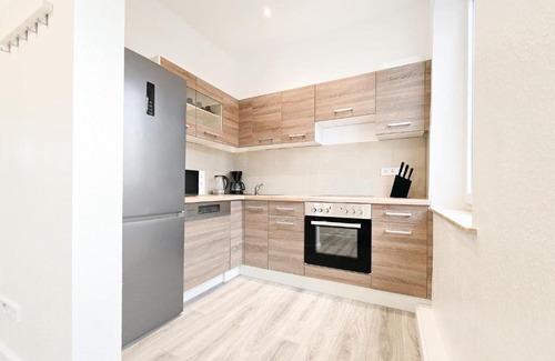 Krefeld Apartment | Tolstov Apartments - 1 Room Apartment - Citycenter - 25 Min to Messe DUS