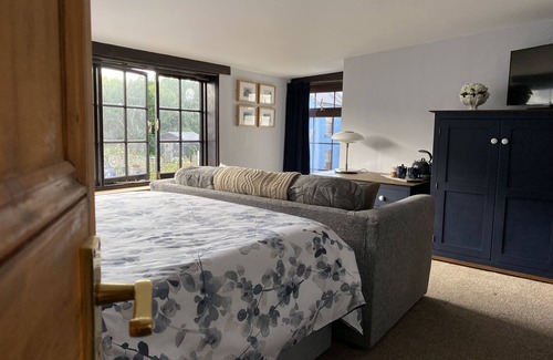 Tregaron Bed & Breakfast | Tom's of Tregaron