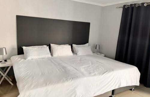 Louis Trichardt Hotel | Tony Hill Manor House