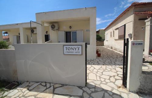 Ag. Georgios Apartment | Tony's Apartments