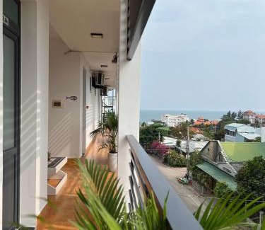 Central Mui Ne Beach Hotel | Tony's House Hotel Mũi Né