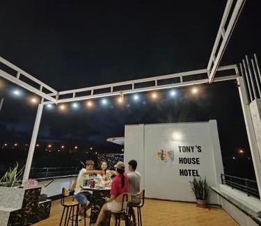 Central Mui Ne Beach Hotel | Tony's House Hotel Mũi Né