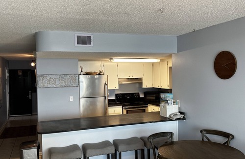 Gulf Shores Condo | Top-Corner Condo with direct Gulf and Beach views
