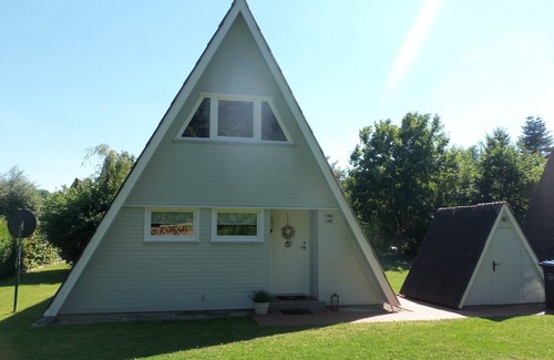 Damp House | TOP facilities, close to the beach, very quiet location near the forest, large garden, WLAN
