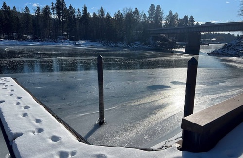 Bigfork Condo | Top Floor 2-bdrm condo located on Bigfork Bay. Walk to downtown Bigfork.