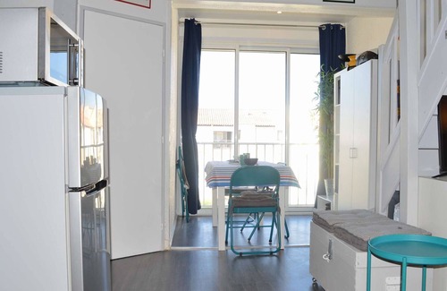 Narbonne-Plage Apartment | Top-Floor Apt, 2 Rooms, 4 Guests, Pool, Parking, Narbonne Beach