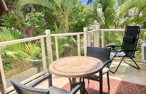 Wailea Condo | TOP FLOOR CORNER PRIVATE STUDIO, LOCALLY OWNED AND MANAGED, WALK TO BEACH