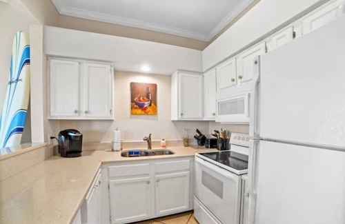 New Smyrna Beach Condo | Top Floor Oceanfront Beach Condo Large Balcony