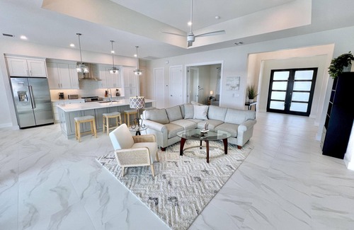Burnt Store Villa | TOP FLORIDA's Villa Sun Castle