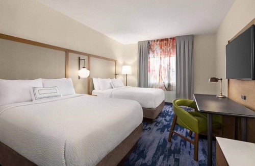 Tracy House | Top Hotel in Tracy, CA Near Shopping and Attractions