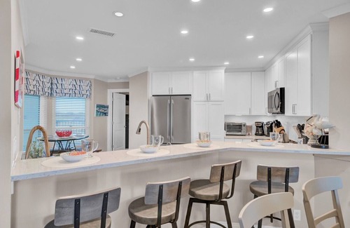 Isle of Palms Condo | “Top of Summer House” at 502 Summer House|Penthouse Oceanfront Views|Rare Four Bedroom Condo|Chef.
