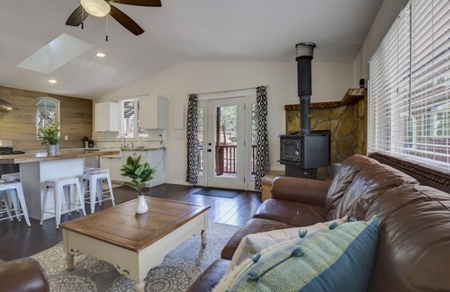 Whispering Pines House | Top of the Rim Cabin + Tree House, Amazing Views!