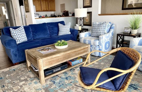 Nellysford Condo | Top rated fall views!