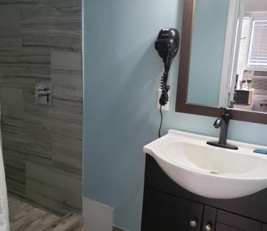 Flagler Beach Hotel | Topaz Motel - Flagler Beach